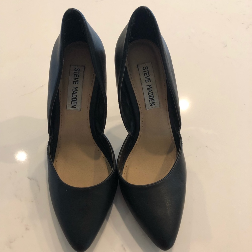 Steve Madden Varcityy Pump